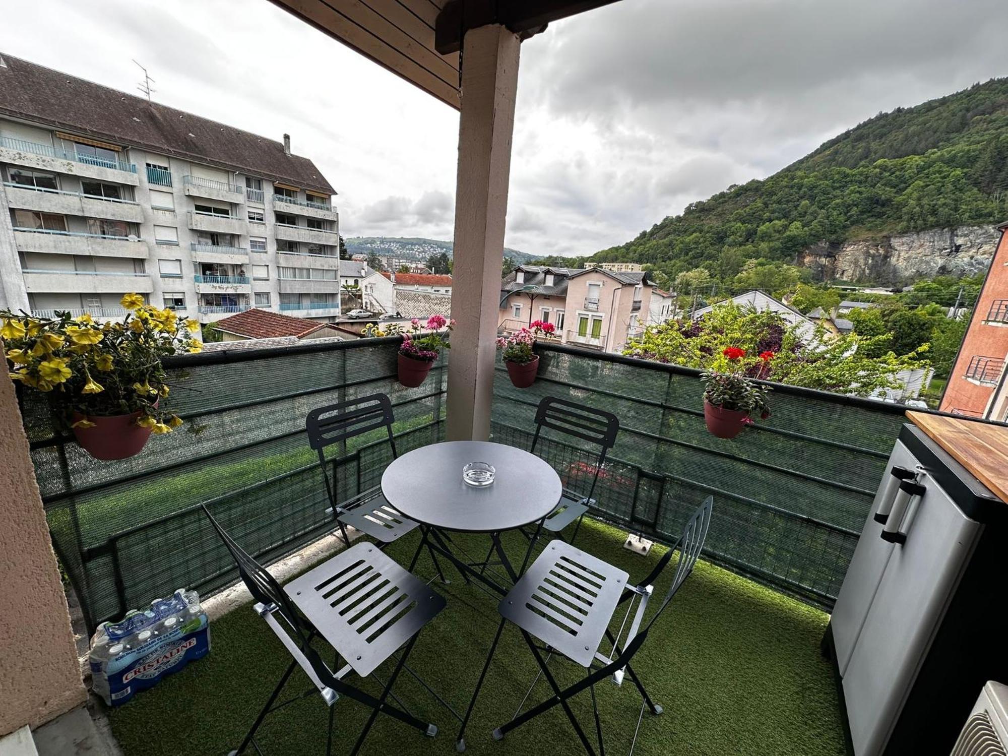 Ararat Apartment Лурд Екстериор снимка