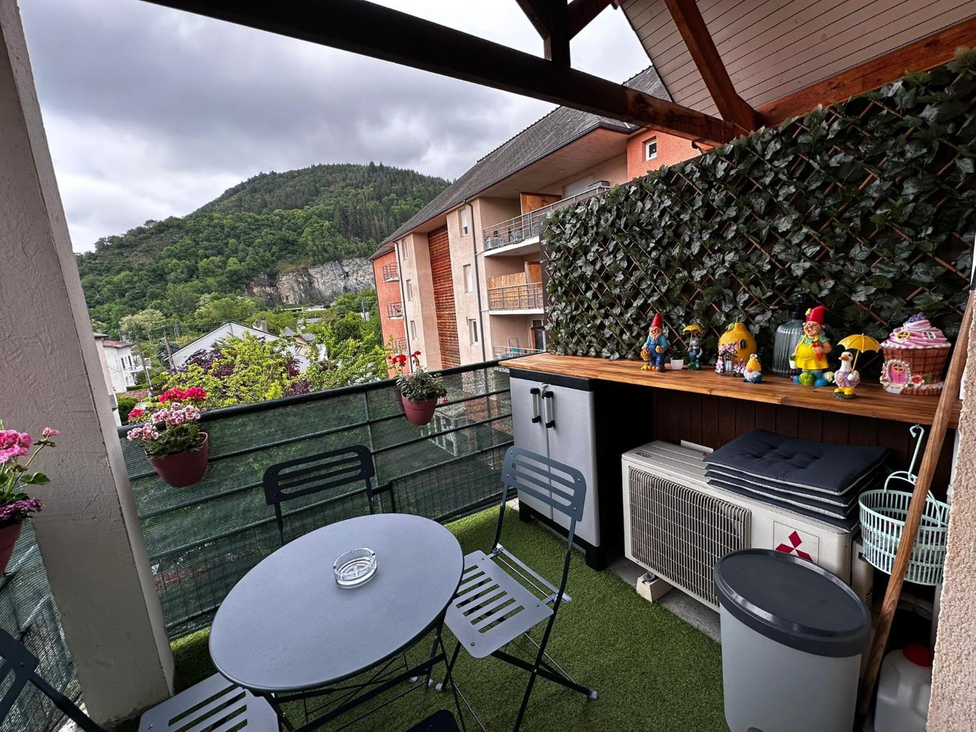 Ararat Apartment Лурд Екстериор снимка